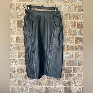 VINTAGE LEATHER SKIRTwith  BACK SLITS Buttons on Front Zipper Elastic Waist Sz 8
